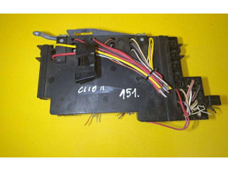 Блок предохранителей 7700415565 Renault Clio II