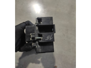 Pojistková skříňka 71405036, 8F180161 Lexus GS 300 350 430 450H 2007