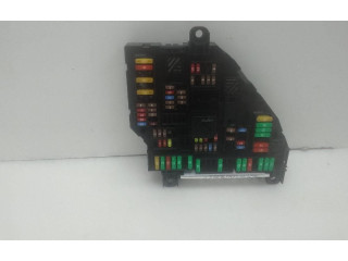 Pojistková skříňka 926492402 BMW 5 GT F07 2010