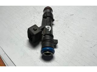 Vstřikovač 8200227124, 0280158034 Dacia Sandero pro benzínový motor 1.4