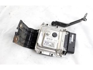 Блок управления двигателя 39118-2B330   Hyundai ix20