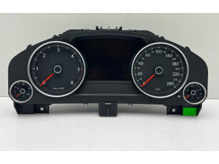 Přístrojová deska Volkswagen Touareg II 2014 7P6920880P