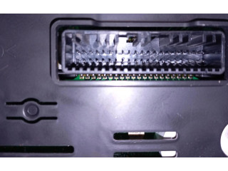 Přístrojová deska KIA Rio 2017 940331W820