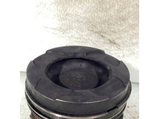 Поршень 4HN 4n14 Mitsubishi Outlander для дизельного двигателя 2.2