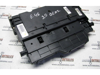   Pojistková skříňka 8364540   BMW 3 E46 2004