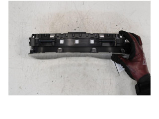 Панель приборов    Dacia Duster II       