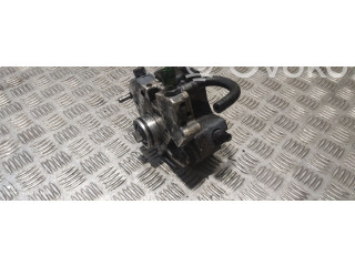 Топливный насос 30756125   Volvo V70  