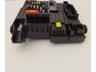 Блок предохранителей 30728512, 28017881   Volvo V70    