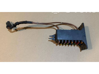 Блок предохранителей DBC6526 Jaguar XJ X40