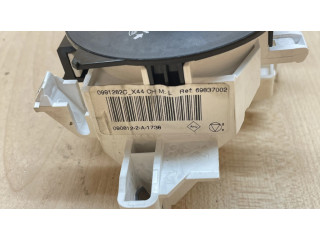 Блок управления климат-контролем 0991282C, 69837002   Renault Megane III