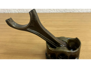 Píst 089203, D5922 BMW 5 F10 F11 pro benzínový motor