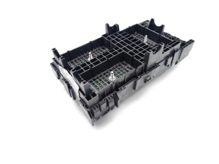 Блок предохранителей 68193002AF, 438209343E2 Jeep Cherokee