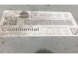 Řídící jednotka 03L906023QG, 5WP42962AA Seat Toledo IV (NH) 2013