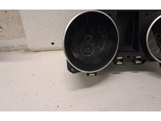 Панель приборов 5K0920871A Volkswagen Golf VI