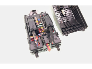 Pojistková skříňka 31682732 Volvo XC60 2019