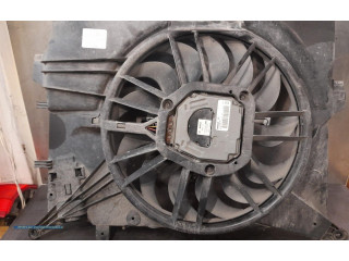 Электрический вентилятор радиаторов  30749760   Volvo V70 