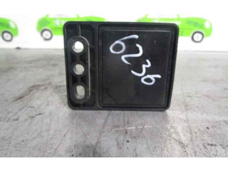 Блок предохранителей MA809932 Mitsubishi Montero