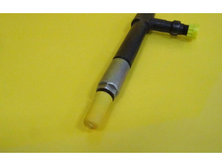 Форсунка Mazda Premacy