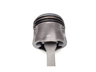 Píst    Ford Mondeo Mk III     