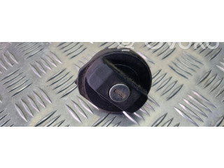 Řídící jednotka 03G906021CG, 0281012746   Volkswagen Caddy 2007