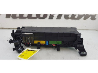 Блок предохранителей  A24654003, A2465400140   Mercedes-Benz A W176    