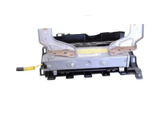 Подушка безопасности для колен 0589P1000739 Subaru Outback (BS)