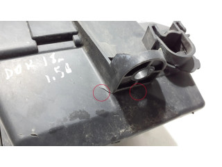 Блок предохранителей 243829068R Dacia Dokker