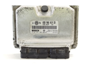 Блок управления двигателя 038906019DD Volkswagen Golf SportWagen