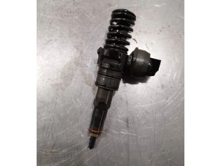 Форсунка 038130073ag, 0414720215    Skoda Octavia Mk2 (1Z)  bxe 