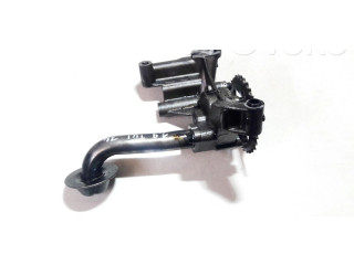 Масляный насос   06a115121  Volkswagen Golf IV 