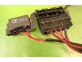 Блок предохранителей 1599392-3 Skoda Fabia Mk1 (6Y)