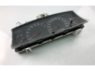 Přístrojová deska Toyota Corolla E120 E130 2003 8380002800