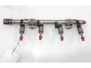 Топливная рампа 04E133320D Volkswagen Jetta VI для двигателя CRJ