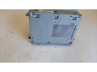 Радио/ проигрыватель CD/DVD / навигация