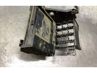 Блок предохранителей 1K0937049AG, F005V00659 Volkswagen Caddy