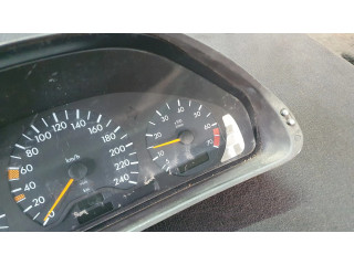 Přístrojová deska Mercedes-Benz E W210 2000 A2105404947, 88311256