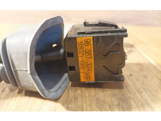 Ручка поворотов/ фонарей