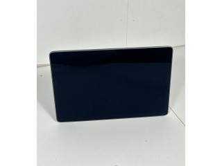 Дисплей Tesla Model 3