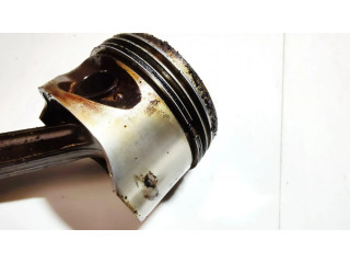 Píst Citroen Xsara pro benzínový motor 1.6