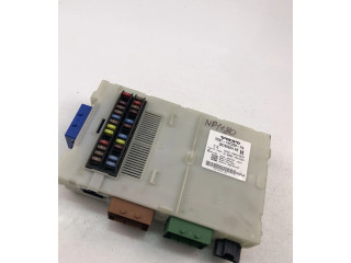 Блок предохранителей  30765624AE   Volvo V70    