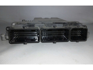 Блок управления двигателя 237102213R, 0281030439 Dacia Dokker