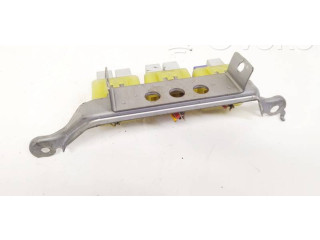 Блок предохранителей  9008087019, 90080-87019   Toyota Corolla Verso AR10    