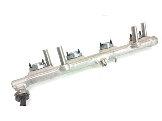 Vstřikovací lišta 8665633, EC4301   BMW 5 G30 G31  pro benzínový / Электричество motor 2.0  