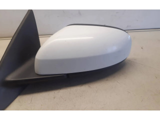 Зеркало электрическое        Volvo V70  2005 - 2008 года   