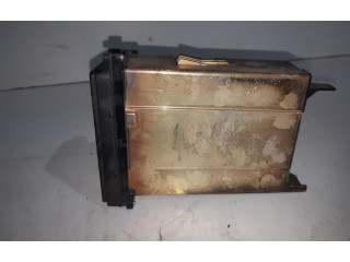 Блок управления двигателя 30732627   Volvo XC70