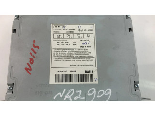 Радио/ проигрыватель CD/DVD / навигация