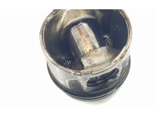  Поршень с шатуном  PISTON204DTD, 204DTD  Jaguar XE  