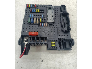 Блок предохранителей 12217799 Volvo V70