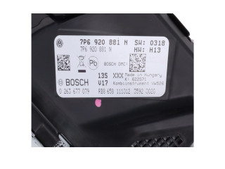 Přístrojová deska Volkswagen Touareg II 2012 7P6920881N