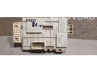 Блок предохранителей  91950-A2011, 91950-A2011   KIA Ceed    